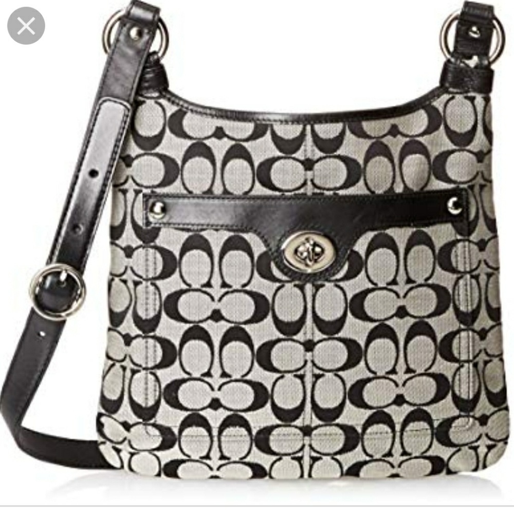 Coach Penelope signature C hippie crossbody